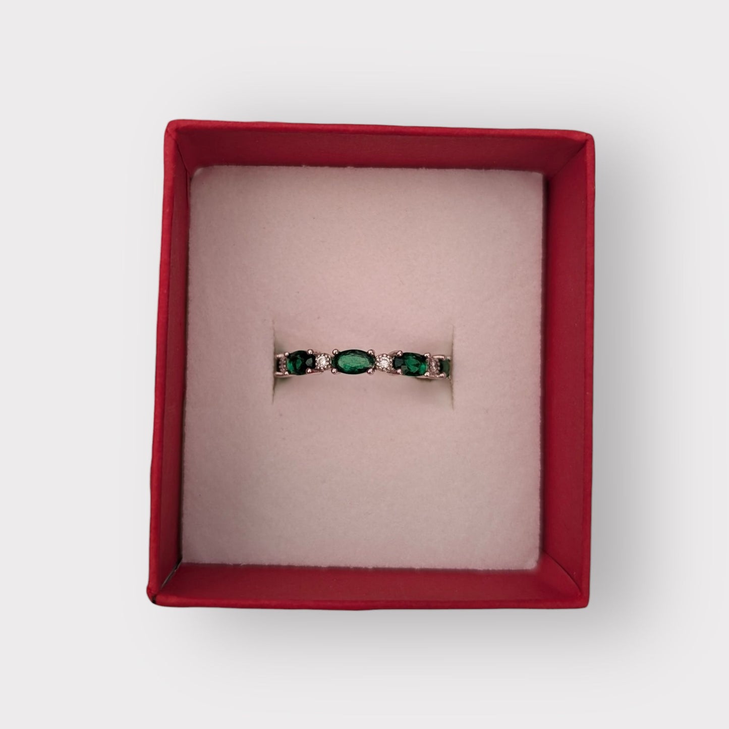 925 SILVER GREEN ZC STONES ALLOVER RING SIZE 8