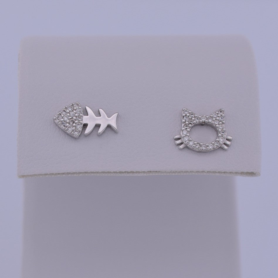 Fishy Cat 925 Silver Stud Earrings