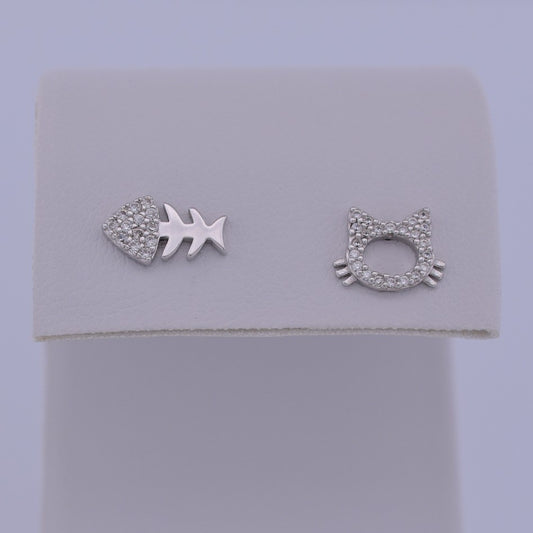 Fishy Cat 925 Silver Stud Earrings