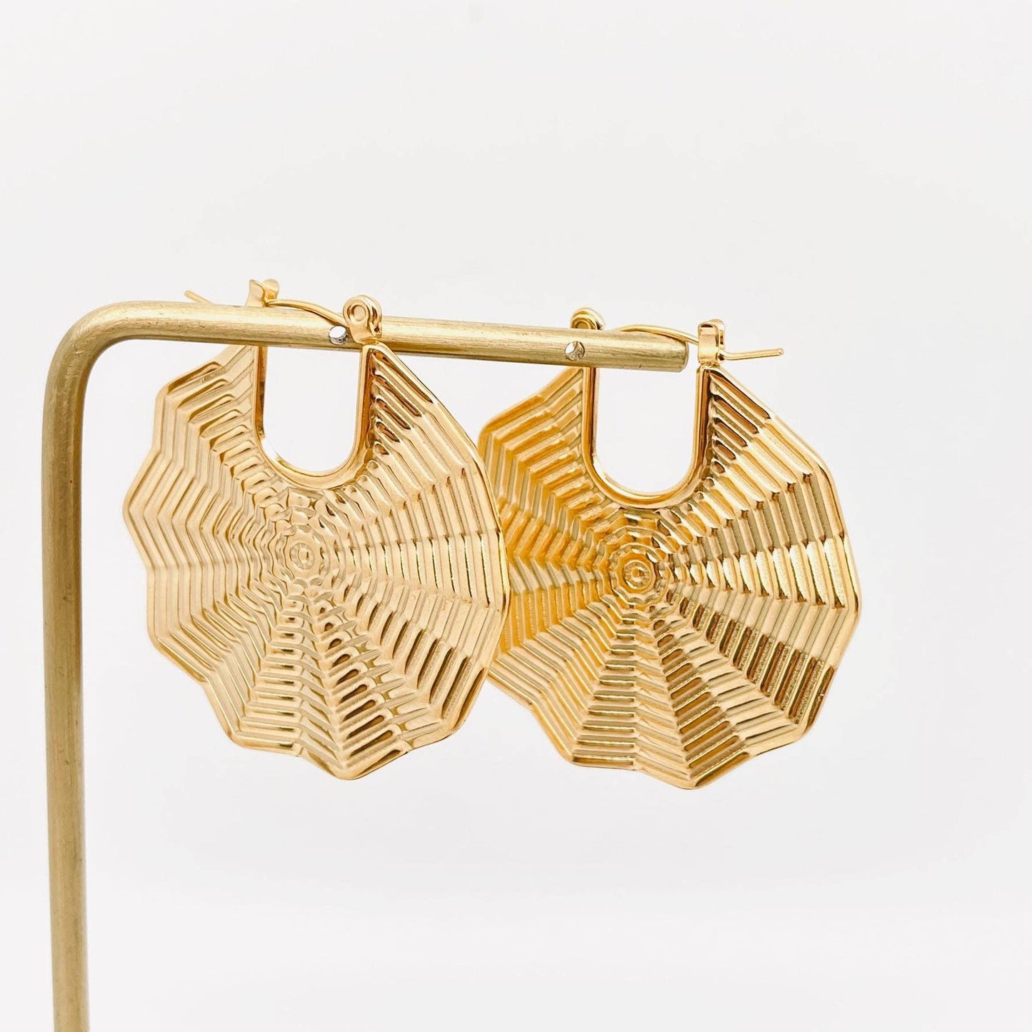 18K Gold Plated Stainless Steel Scalloped Hoop Earrings