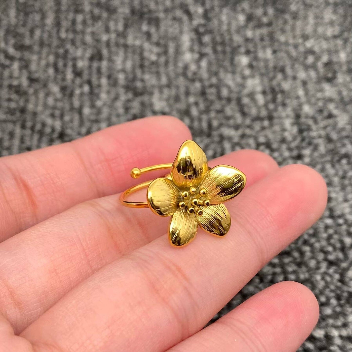 18K Gold-Plated Stainless-Steel Flower Adjustable Ring