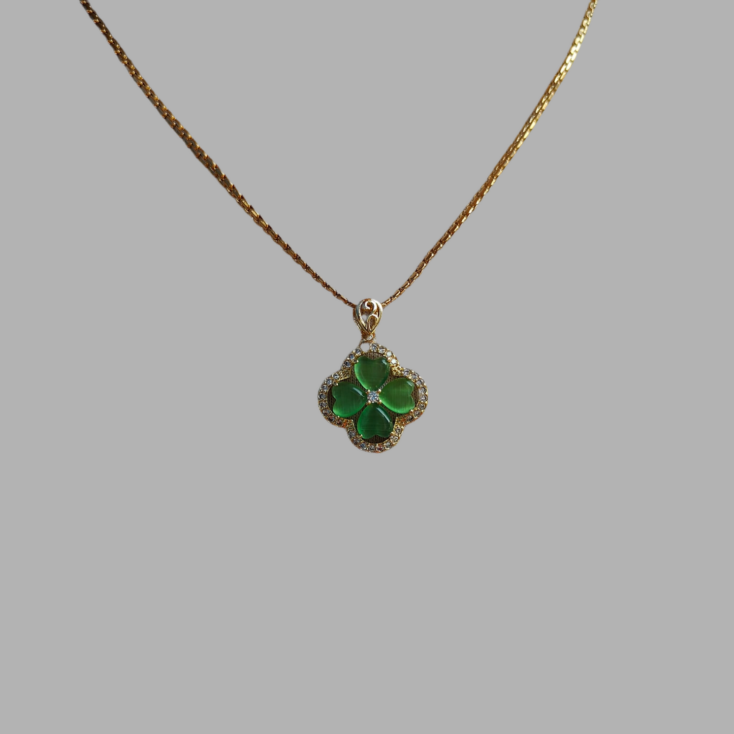 Four Leave Studded Green Clove Pendant 17IN Gold Plated Necklace