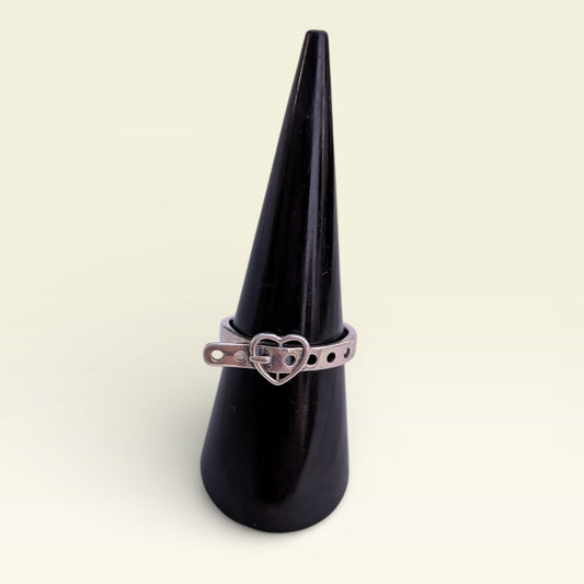 925 SILVER ADJUSTABLE HEART CONCHO BELT SHAPE RING