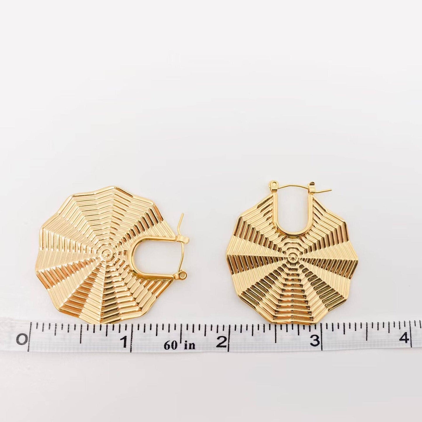 18K Gold Plated Stainless Steel Scalloped Hoop Earrings